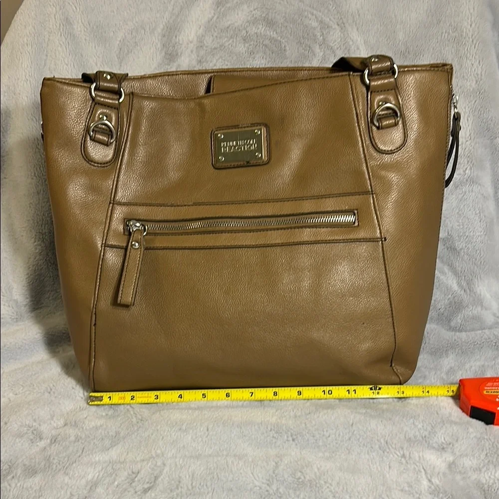 Kenneth Cole Reaction Tan Laptop Tote - Picture 2 of 16